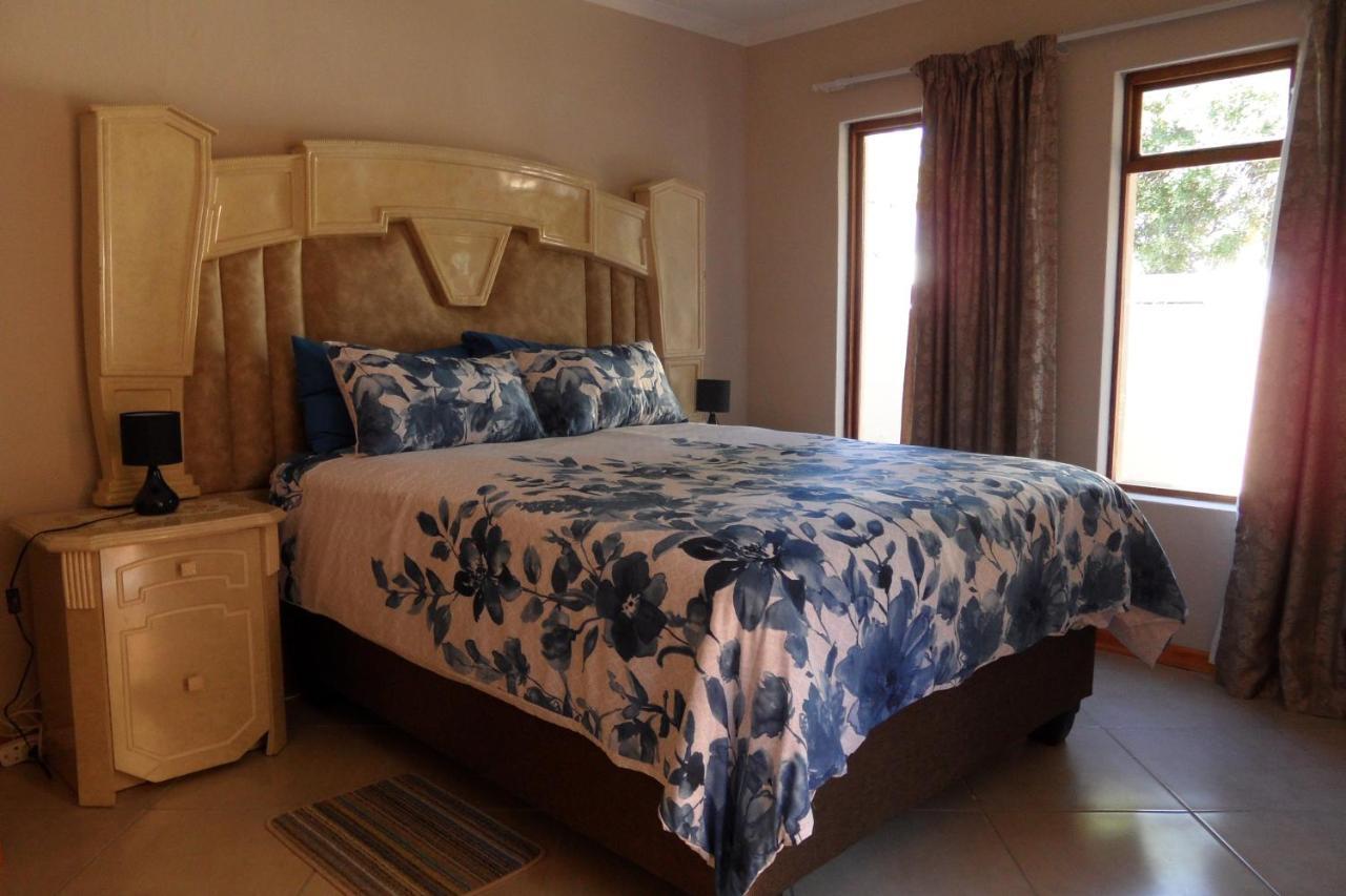 Garden Wing Apartman Upington Kültér fotó